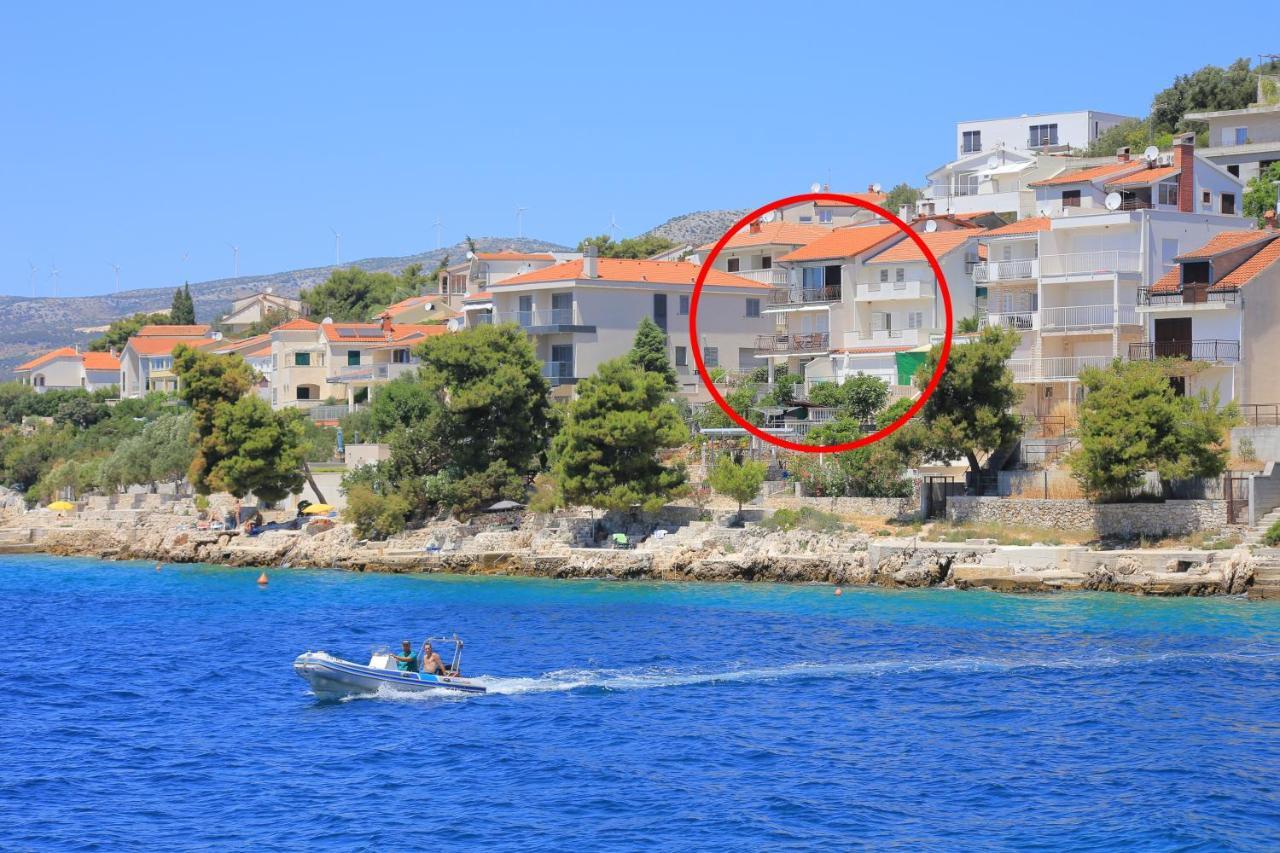 Apartments By The Sea Okrug Donji, Ciovo - 16657 多吉奥科如 外观 照片