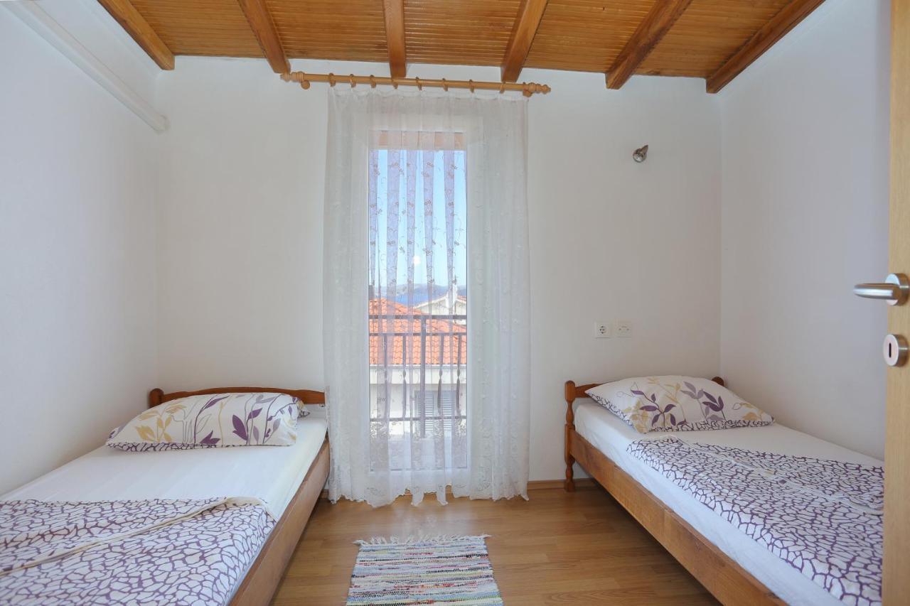 Apartments By The Sea Okrug Donji, Ciovo - 16657 多吉奥科如 外观 照片