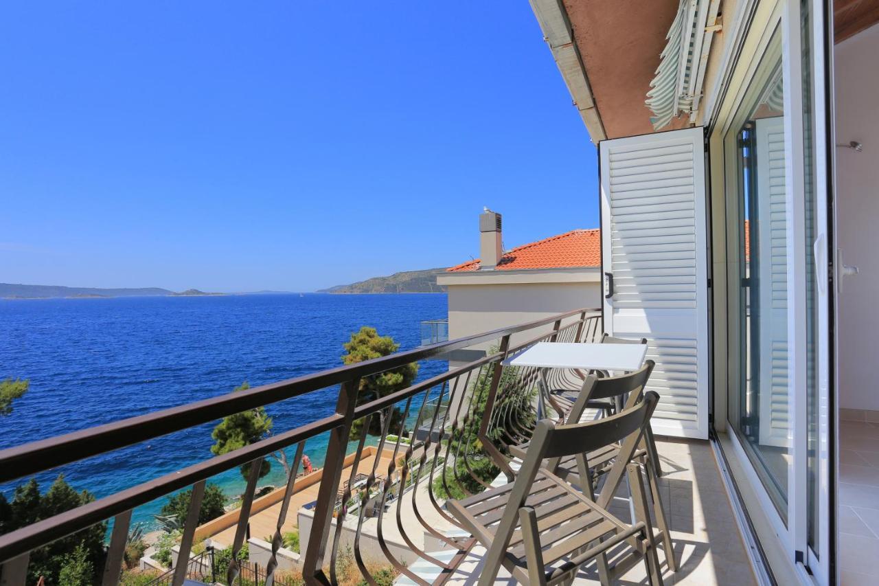 Apartments By The Sea Okrug Donji, Ciovo - 16657 多吉奥科如 外观 照片